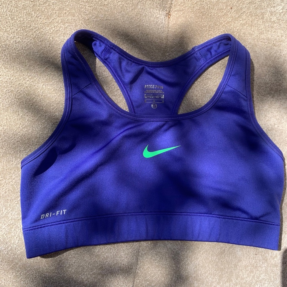 Nike Pro Sports Bra